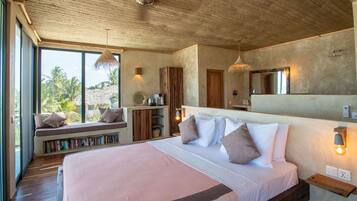 Superior King Room | Minibar, in-room safe, free WiFi, bed sheets