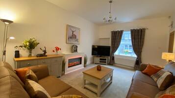 Télévision, jeux vidéo, lecteur de DVD, chaîne hi-fi