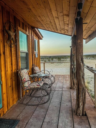 Jackass Flats Greasewood Grocery Cabin