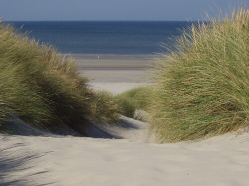 Kapershut 'Family Plus' for 1-6 persons, close to the beach, with indoor pool