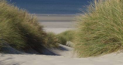 Kapershut 'Family Plus' for 1-6 persons, close to the beach, with indoor pool