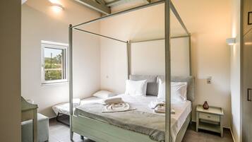 Luxury Villa, 3 Bedrooms, Private Pool | Premium bedding, Select Comfort beds, in-room safe, blackout drapes