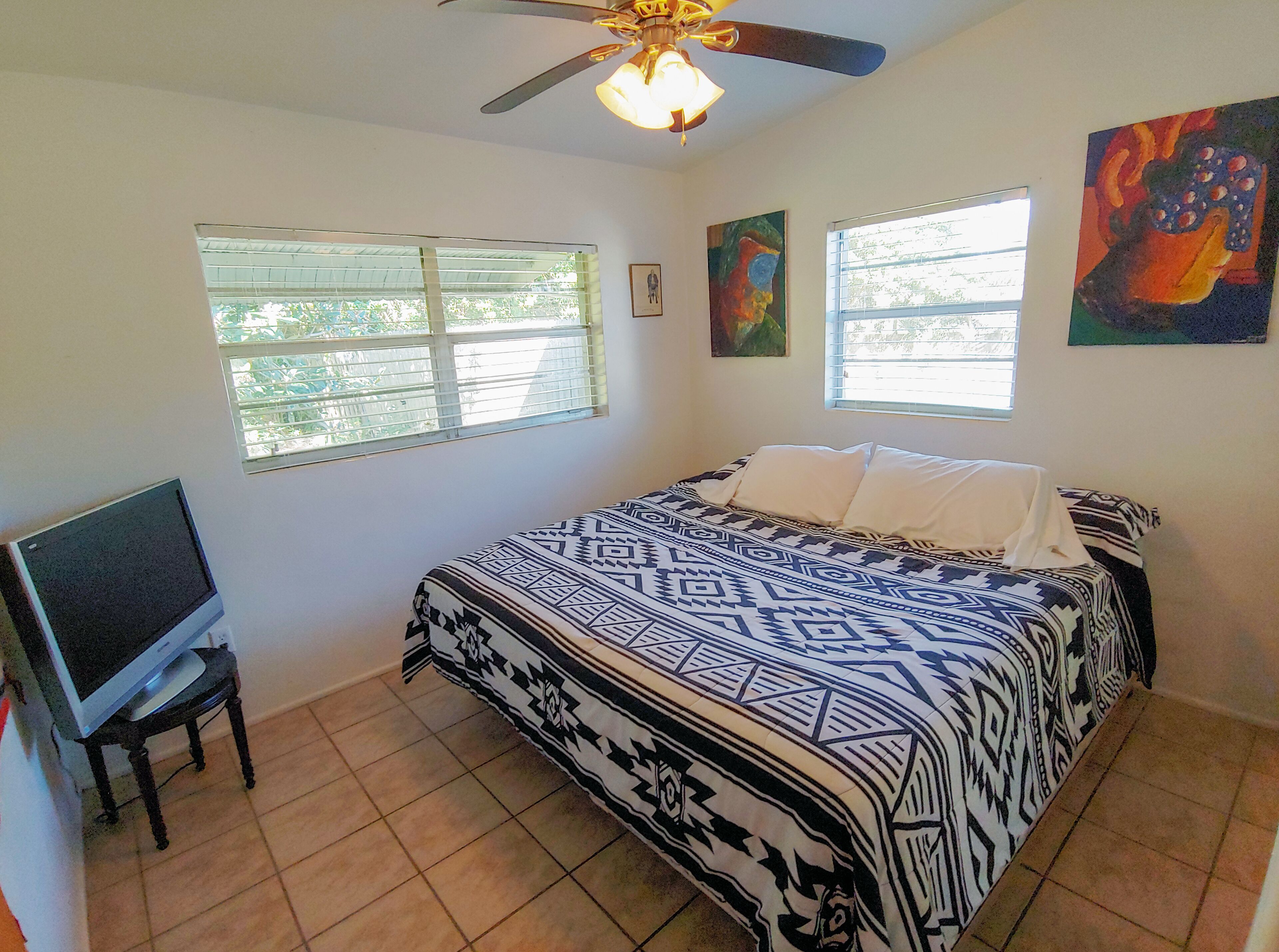 3 habitaciones, wifi gratis y ropa de cama 