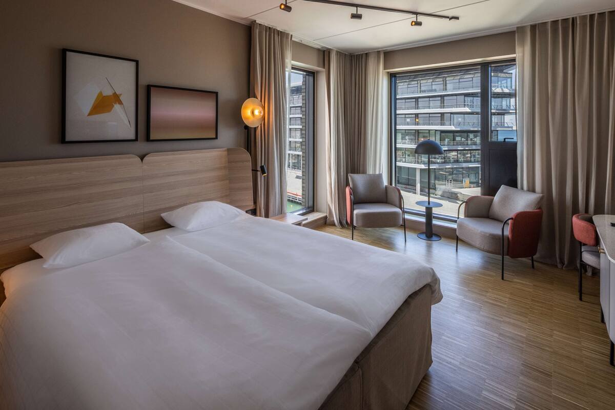 Standard Double Room, 1 King Bed (Wellness & pool excluded) | In-room safe, bed sheets