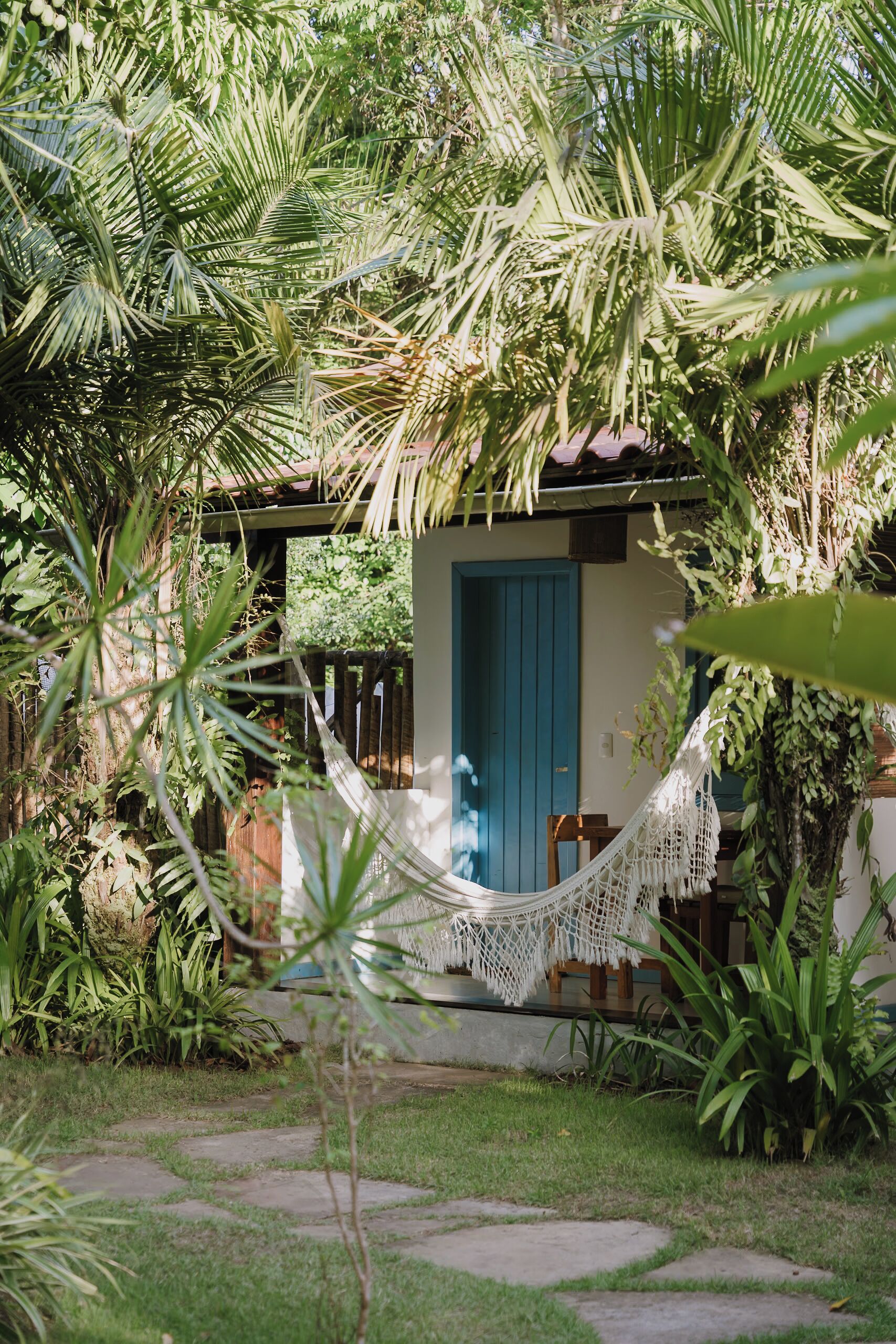 Roupas de cama antialérgicas, frigobar, individualmente mobiliados