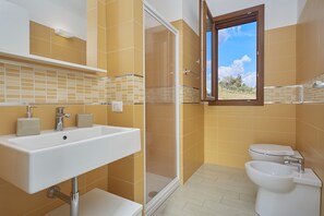 Panorama-villa - 3 soveværelser - privat pool | Badeværelse | Hårtørrer, bidet, håndklæder