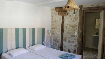 1 makuuhuone, silitysrauta/-lauta, ilmainen Wi-Fi, vuodevaatteet