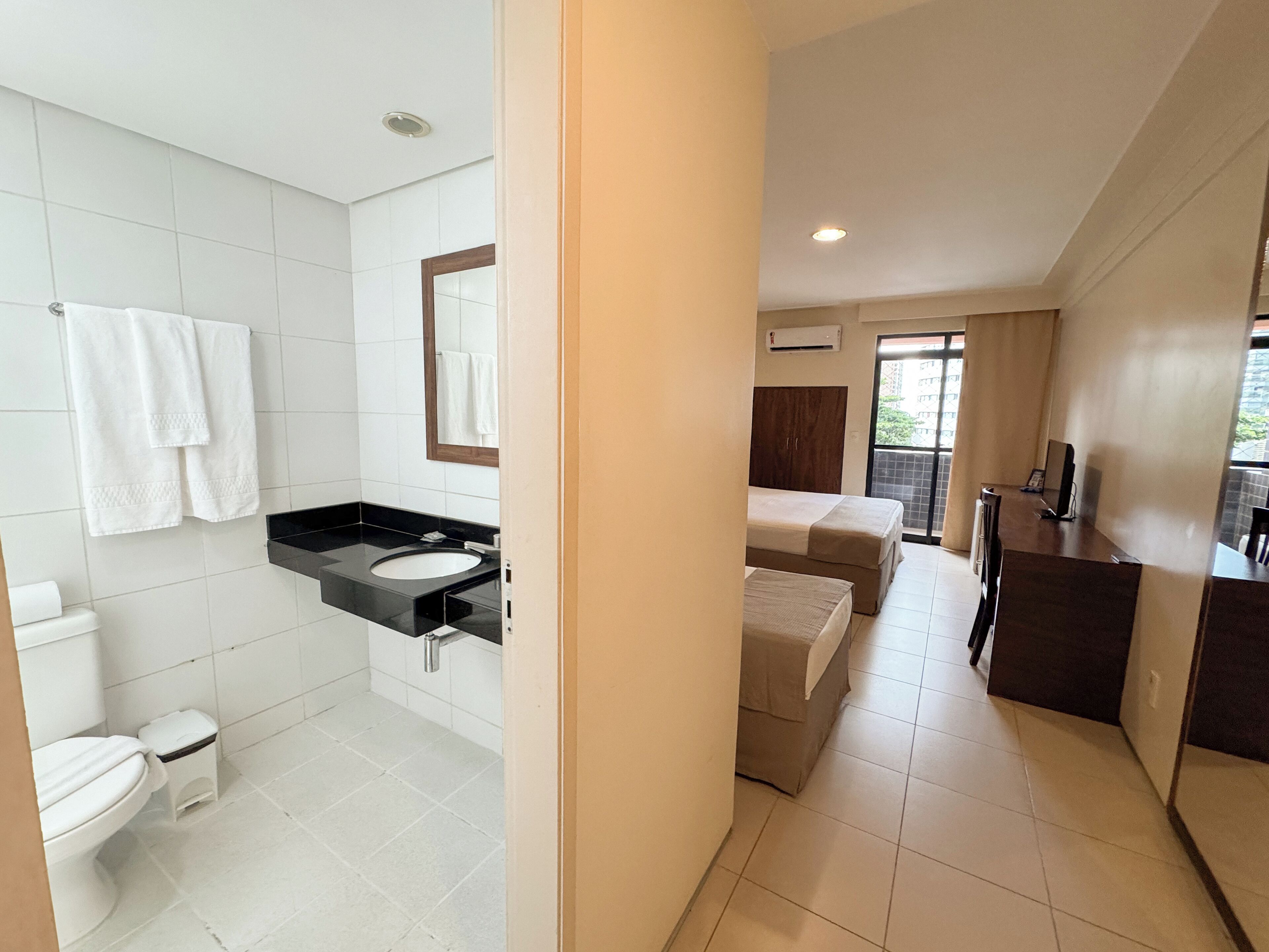 1 bedroom, in-room safe, desk, laptop workspace