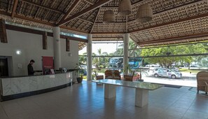 Lobby - Ramada By Wyndham Porto Seguro Praia (Porto Seguro)