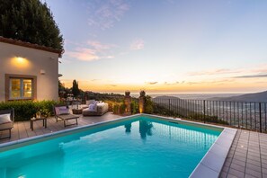Pool - Villa Riviera: Luxury Villa with Pool and Seaview, close to Forte dei Marmi and Lucca (Pieve a Elici)