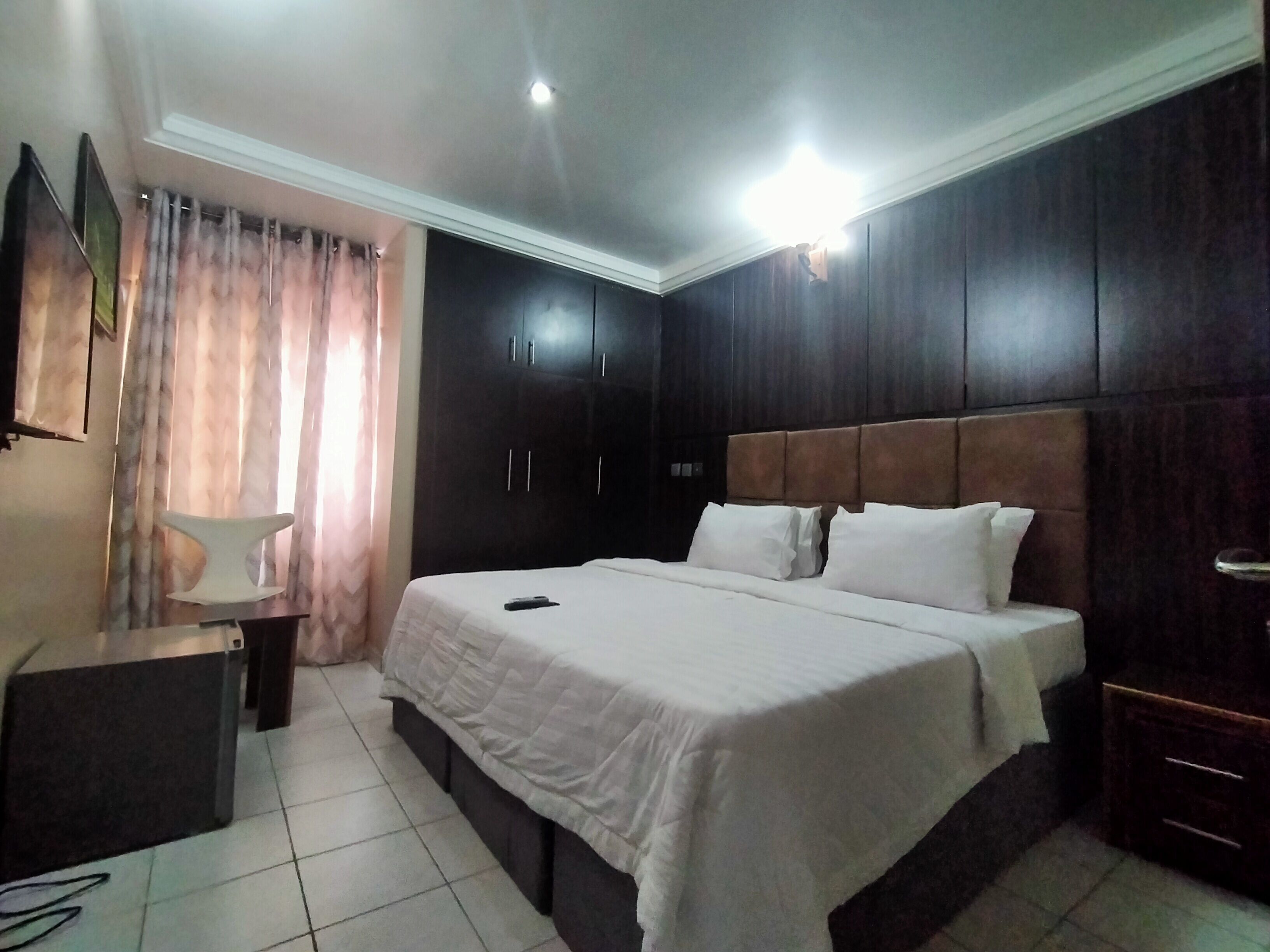 Desk, free WiFi, bed sheets