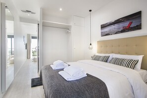 1 bedroom, iron/ironing board, free WiFi, bed sheets - Exterior Apartment JR9RR (Castelldefels)