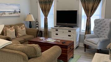 TV connectée, livres, chaßne hi-fi