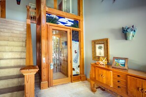 Interior - The Caribbean Resort Royal Palm North (Islamorada)