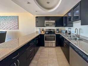 Fridge, microwave, oven, stovetop