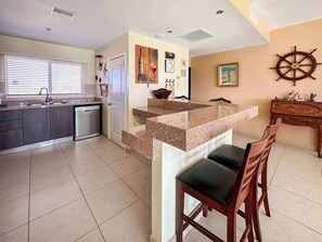 Fridge, microwave, oven, stovetop - Peaceful Condo with Ocean View N202 (Puerto Peñasco)