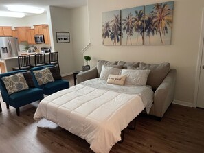 3 bedrooms, iron/ironing board, travel cot, free WiFi - ★Beautiful 3BR 2.5 bath home near Disney★ (Davenport)