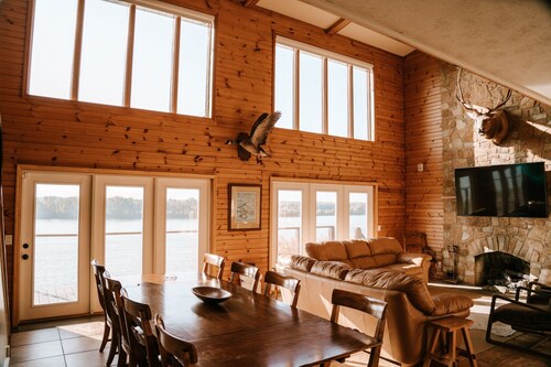 Escape to Elizabethtown