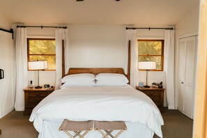 4 slaapkamers, reisbedje, wifi, beddengoed