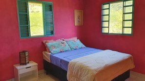 2 quartos, Wi-Fi de cortesia, roupa de cama