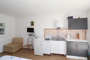 Interior - ROSANNA Studio with Terrace (Rovinj)