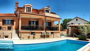 Pool - RUBIL Studio Apartment 4 (Bale)