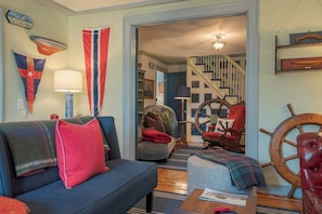 TV, fireplace, books, offices