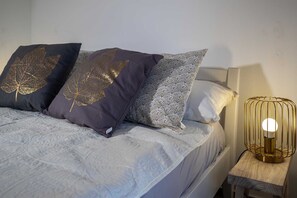1 chambre, accès au Wi-Fi (inclus), literie fournie