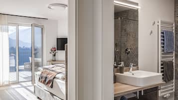 Bruser, hårtørrer, bidet, håndklæder