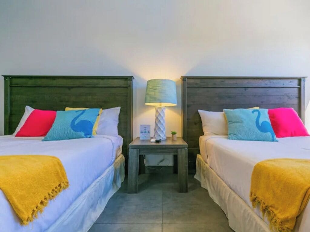 Iron/ironing board, WiFi