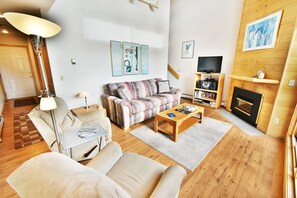 Fernseher, Kamin