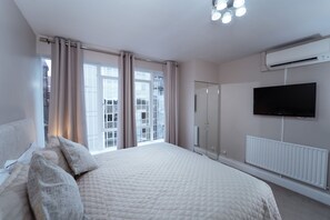 Royal Apartment, Accessible, Ensuite | 2 bedrooms - Park Lane Apartments Crawford Place (London)