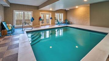 Piscina interna, piscina aquecida