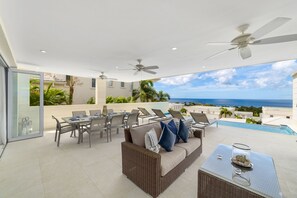 Outdoor dining - Westmoreland Hills 45 - Sundowner (St James)
