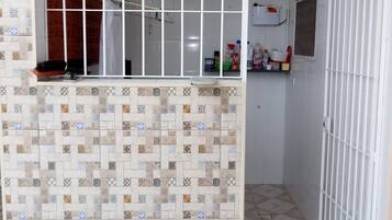 Ducha y papel higiénico