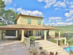 Exterior - Beautifully renovated Mediterranean house with a perfect view and pool (Draguignan)