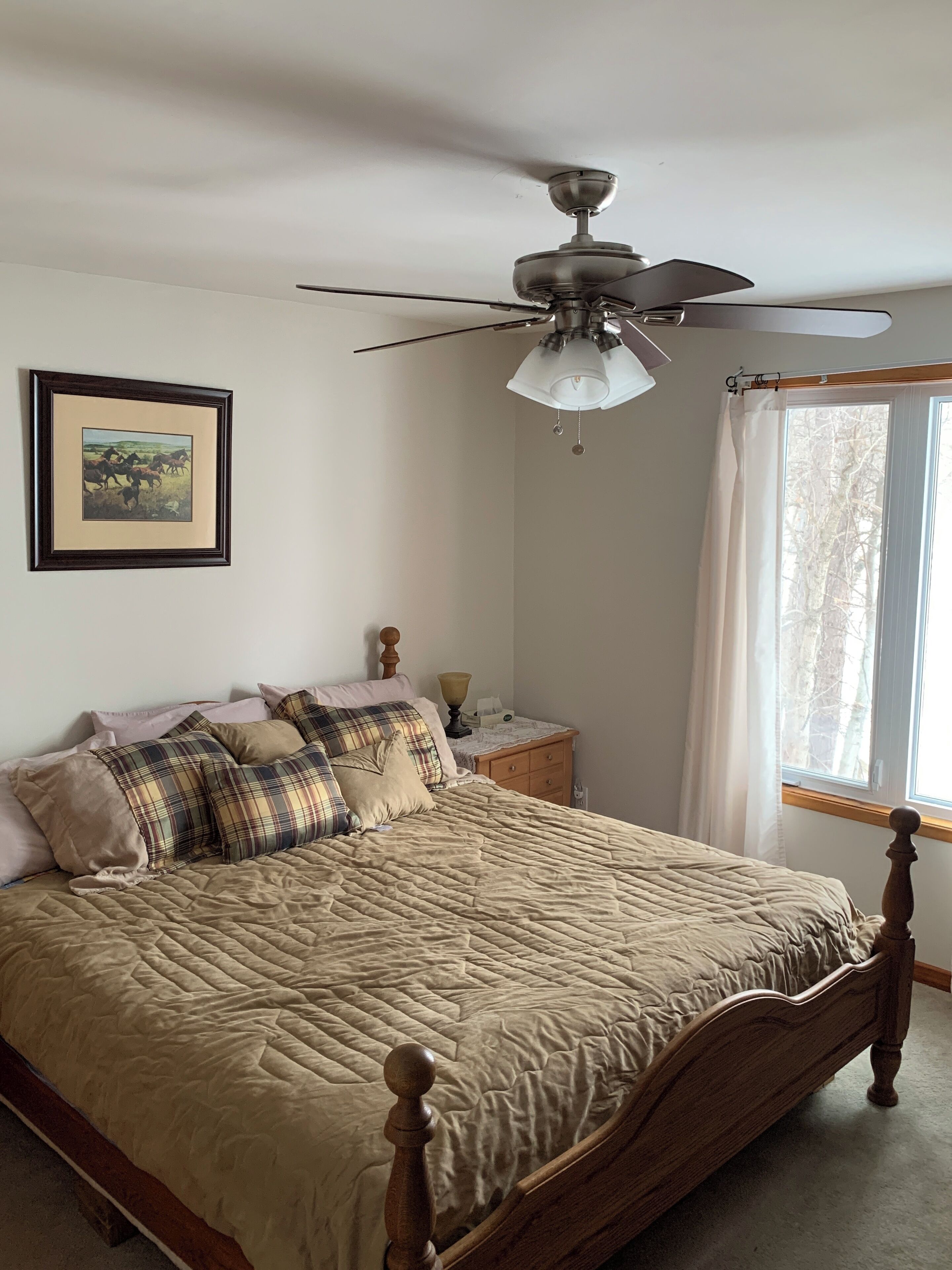 3 bedrooms, travel cot, WiFi, bed sheets