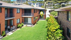 Exterior - Hi Surf 1 - Top Location (Avoca Beach)