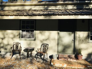 Exterior -  Peaceful, quaint, cozy stay (Folsom)
