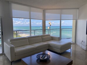 TV - The Mirta on the beach (Sunny Isles Beach)