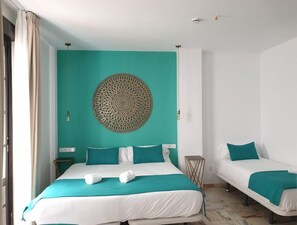 Room - Dona Lola (Seville)