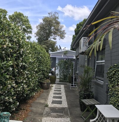 Cosy Private Studio / Hotel style in Five Dock