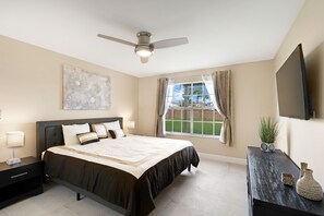3 bedrooms, iron/ironing board, WiFi, bed sheets