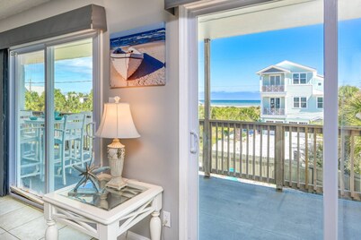 Heated Pool, Balcony with Amazing Ocean Views, Direct Beach Access, Elevator, $300 in Free Tickets!