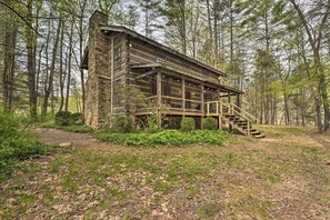 Exterior - ‘Riversong’ Cabin w/ Fire Pit on North River (Slanesville)