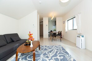 House, Non Smoking | Living area