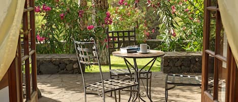 屋外ダイニングエリア