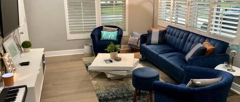 Televisión, chimenea