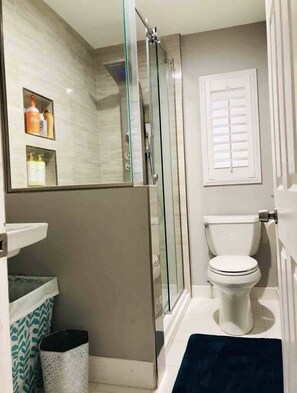 Douche, bidet