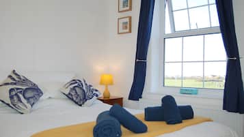 3 bedrooms, Internet